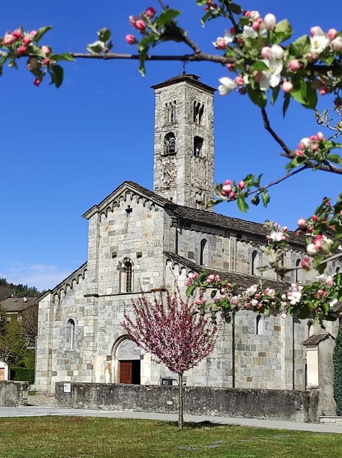 Le Farfalle Di Armeno Exterior photo